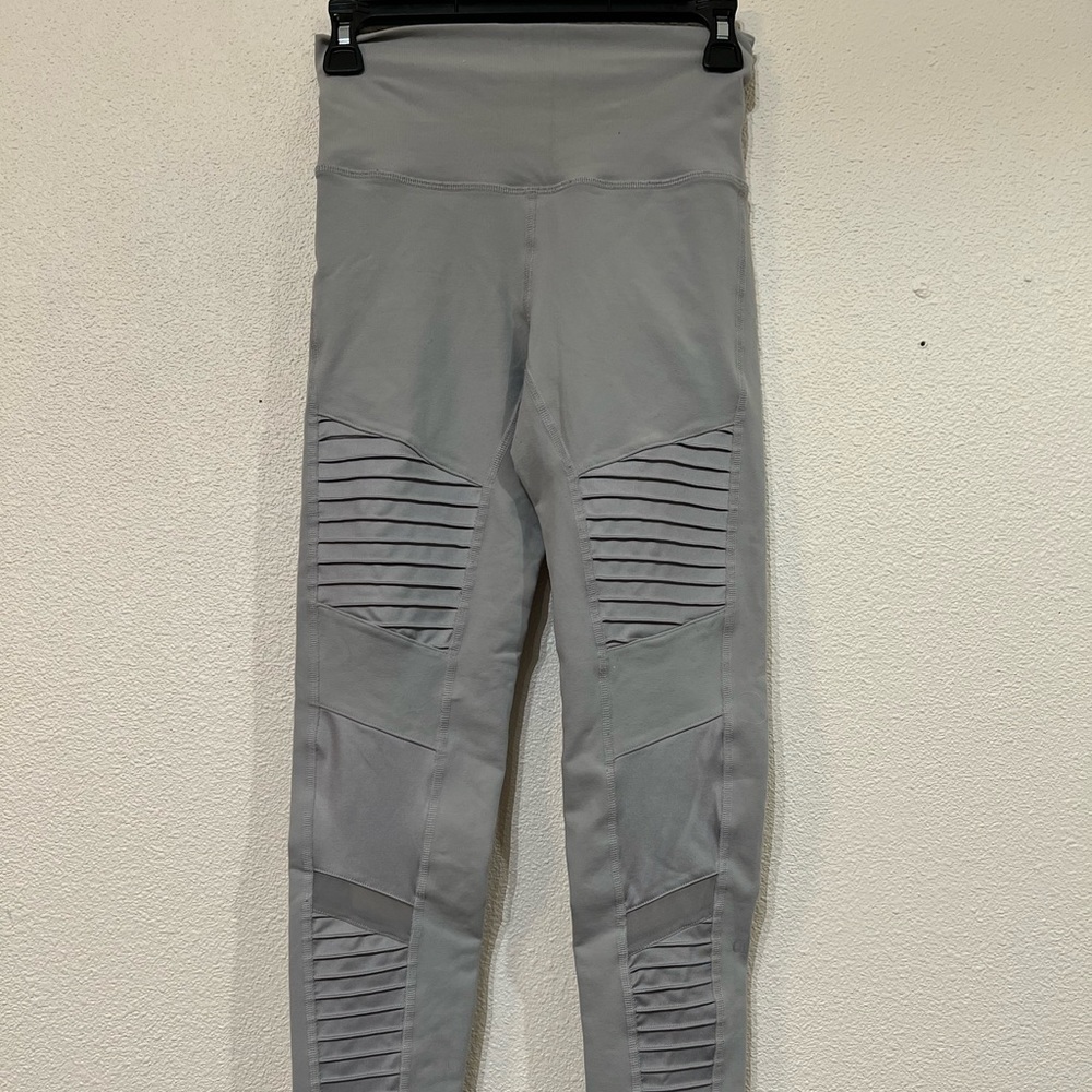 Alo Yoga motto legging